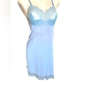 Hollywood Vassarette Light Blue Lingerie